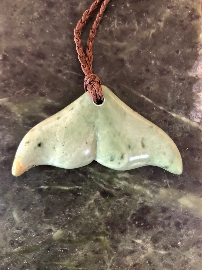 Whale tail pendant – Darryn Rae Carving